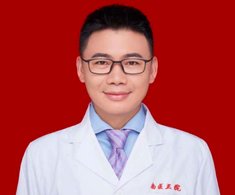 郑志芳_南方医科大学第三附属医院假体丰胸自体脂肪隆胸胸部提升隆胸综合专家
